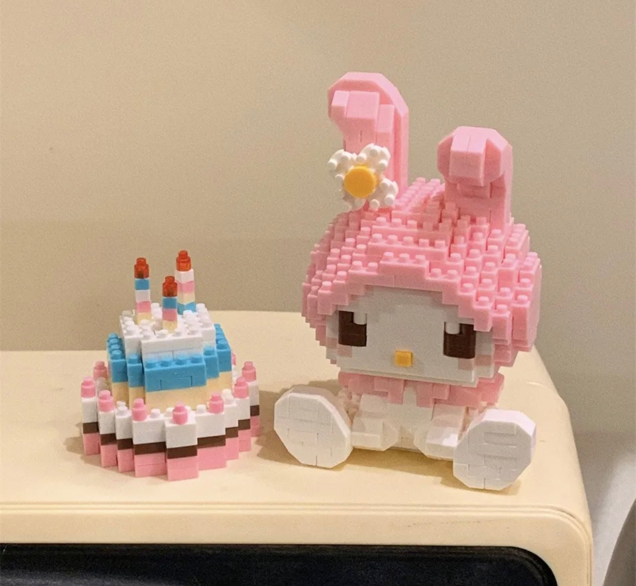 Birthday HelloKitty & Friends Buildable Lego