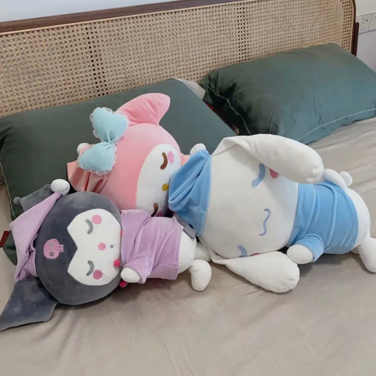 HelloKitty & Friends Bed-Time Plush